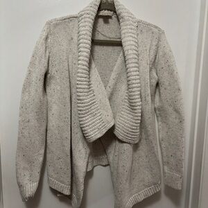 Loft Size Medium Women's Cable Knit Long Sleeve Waterfall Sweater In Oatmeal